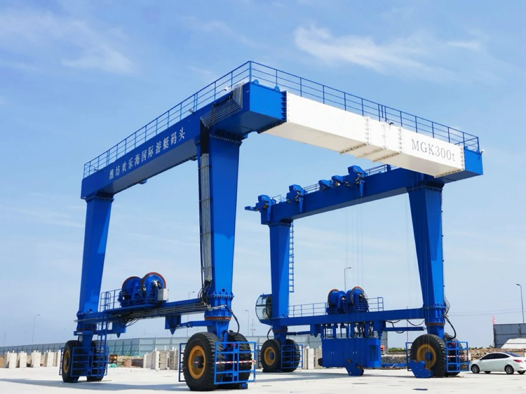 Factory 200 Ton 500 Ton Gantry Crane New Travel Lifting Yacht Boat Lift for Shipyard Motor Gearbox with 3m Max Lifting Height