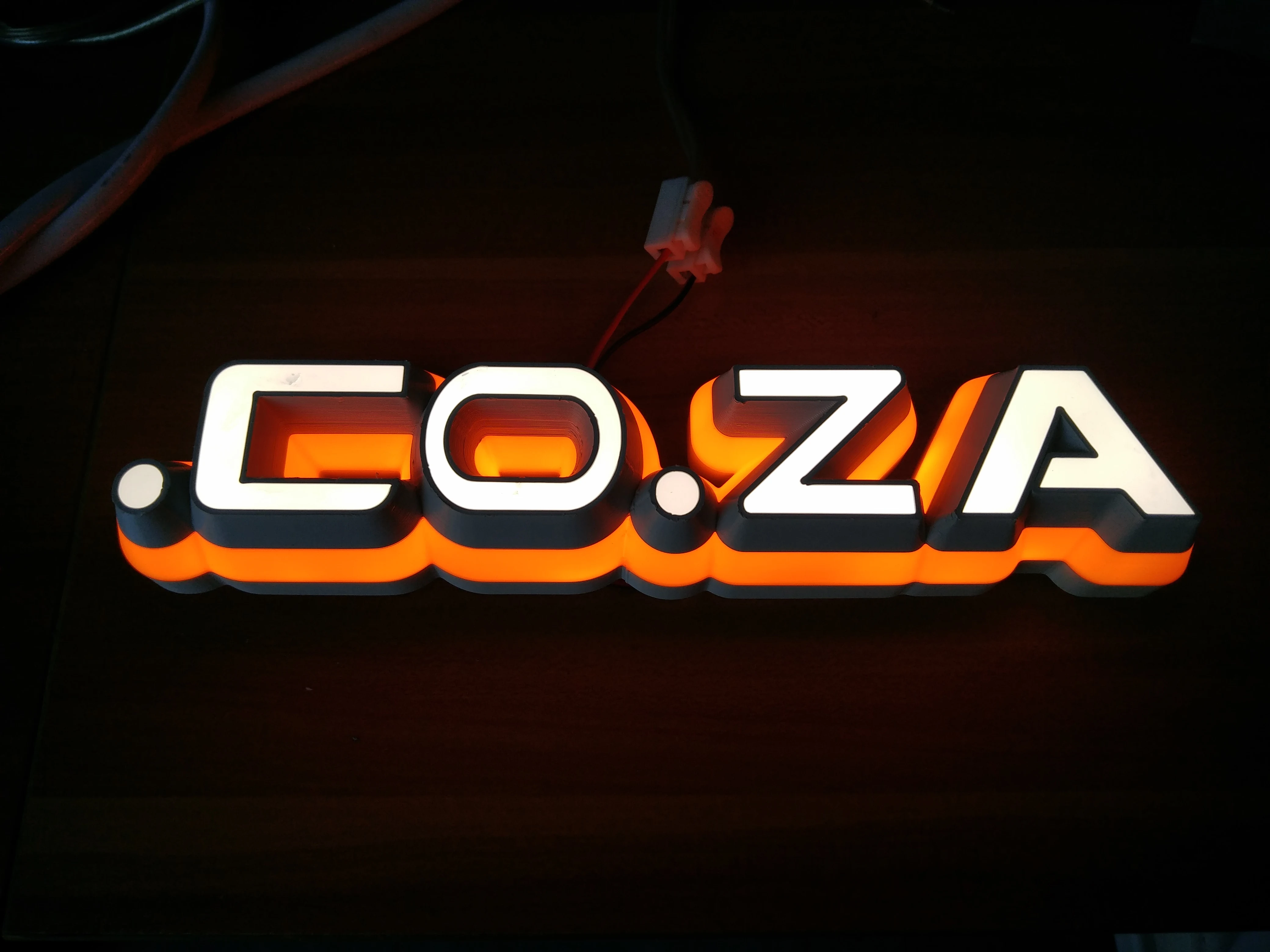 Liquid acrylic UV curing machine for 3D printing letter