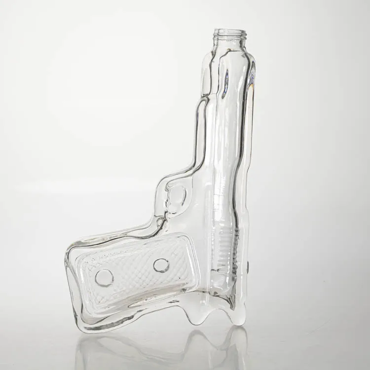 Wholesale Gun Shaped Pistol Gun Shaped Empty Luxury Wine Bottle Glass Wine Bottle  For Tequila Brandy Liquor