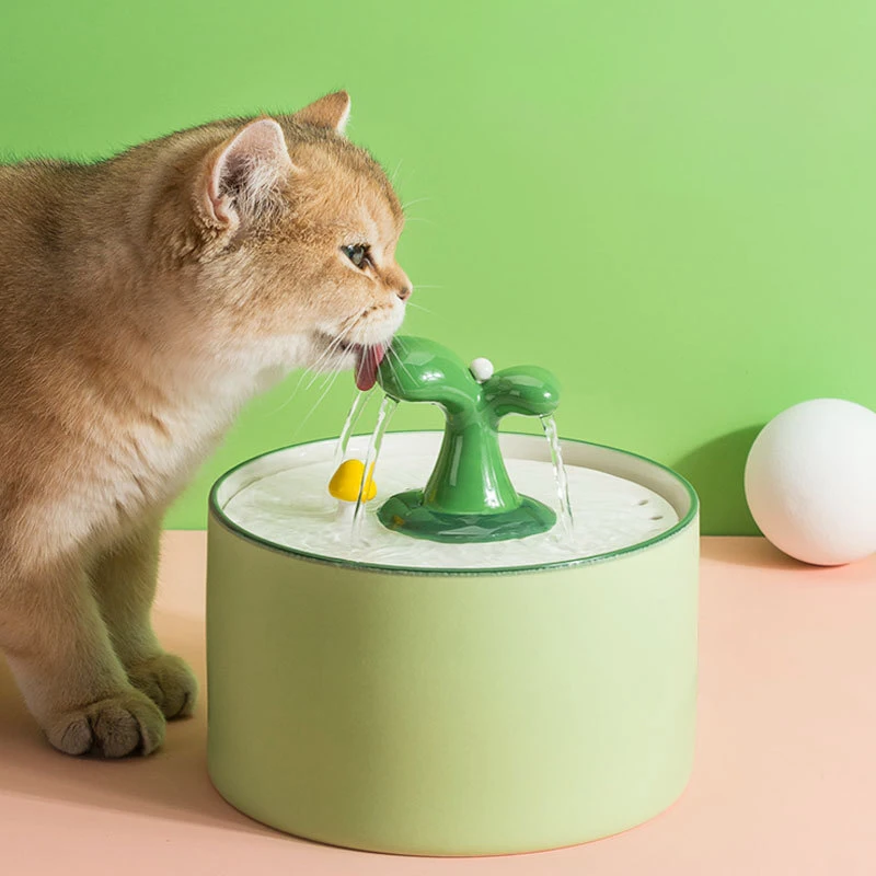 Small Sapling Ceramic Body Pet Water Dispenser Multiple Filter Bass Cat Water Dispenser Removable and Washable Water Dispenser