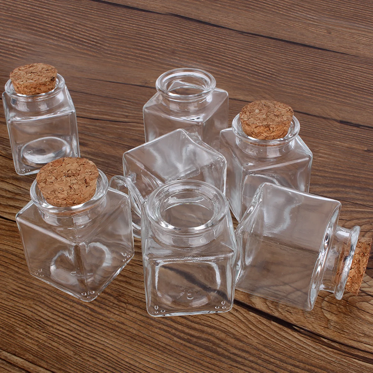 Mini 50ml round Glass Bottle with Corks Empty Clear Flat Bottles for Craft Gifts Hot Stamping Surface Packaging in Carton