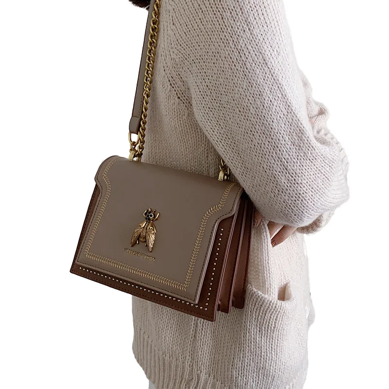 Custom Logo Small Rivets Handbags 2024 Girls Luxury Bee Purses Females Korean Style Hand Bags For Woman