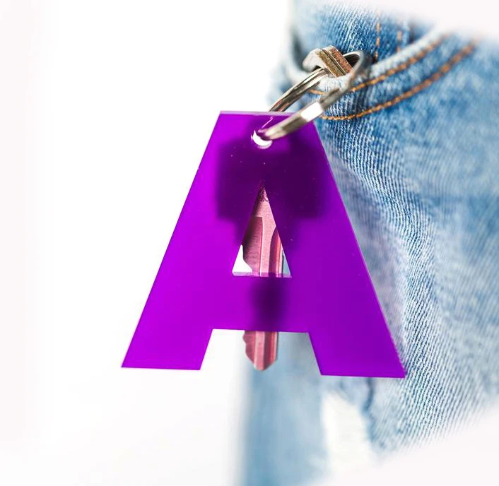 ESL Hot Sale Customize Laser Cut Colorful Acrylic Letter Pendent Key Chain Custom Letters For Keychains