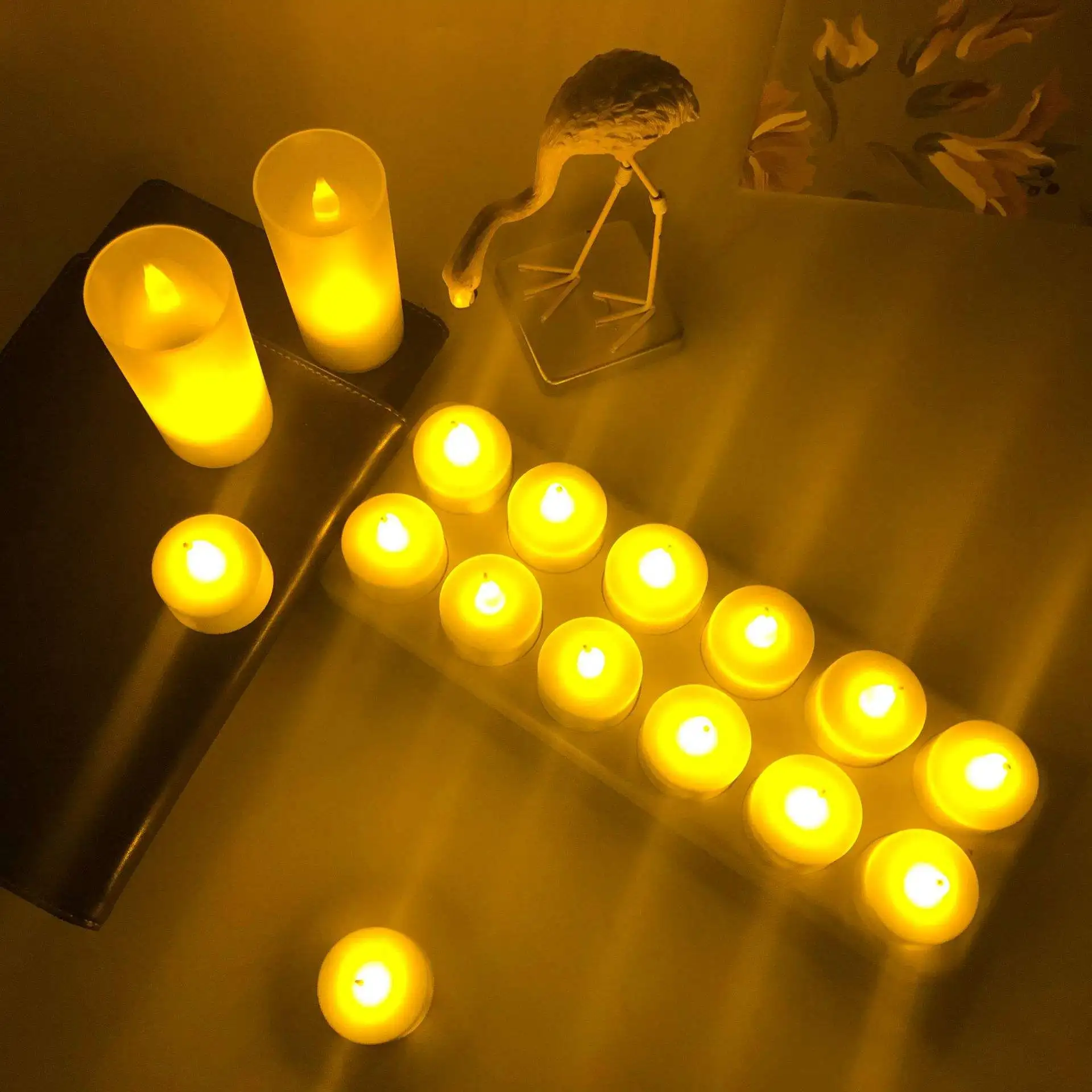 Cheap Wholesale Led Candlelight Plastic Material Warm Yellow For Wedding Birthday Party Decoration Led Candlelight