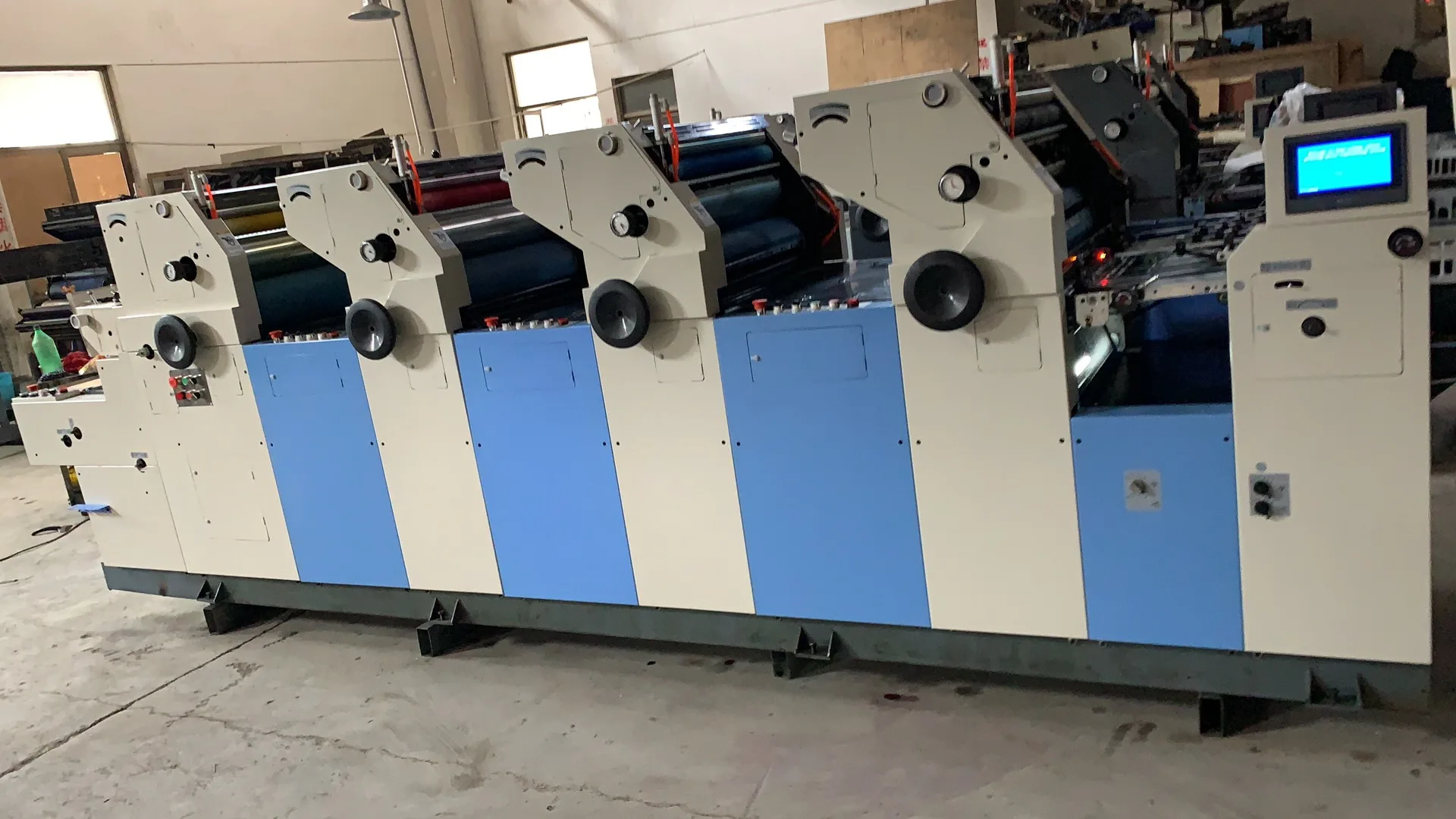 HT447IINP High performance offset printing machine with numbering and perforating 4 color