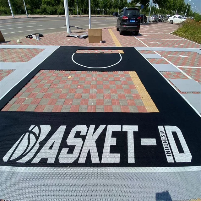 Multifunction anti-slip modular basketball/tennis/badminton court interlocking outdoor sports flooring plastic tiles
