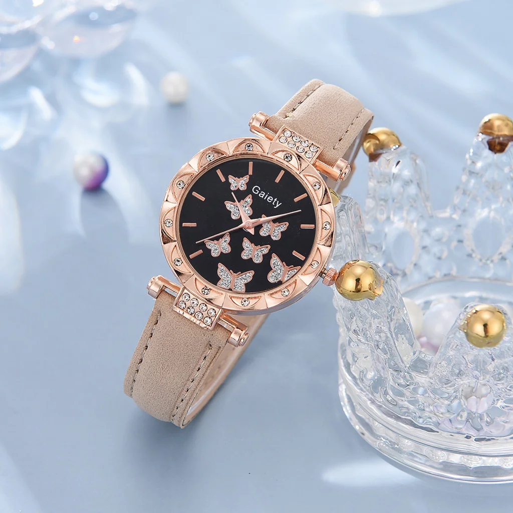 New Fashion Personality Simple Ladies Wristwatch Classic Women Diamond Butterfly Digital Leather Belt Watch