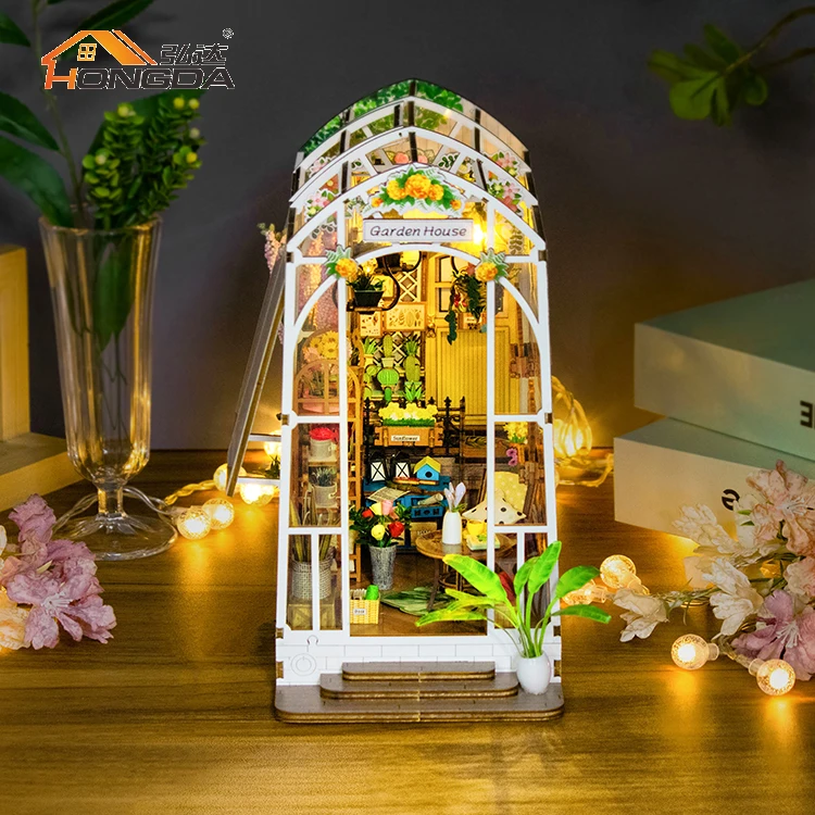 Hongda M2313 3D Wooden Book Nook Miniature DollHouse Diy Book Nook Kit Garden House