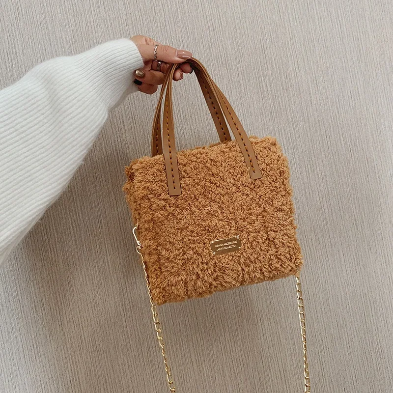 Handmade Woven Bag Making kit,Plastic Canvas Sheets Set Hand-Knit Craft Shoulder Bags Kit with  woolen yarn Materials