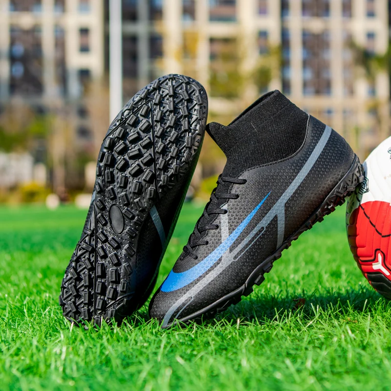 New Men Football Boots Good Quality Soccer Shoes Outdoor Training Cleats Professional Unisex Soccer Boots