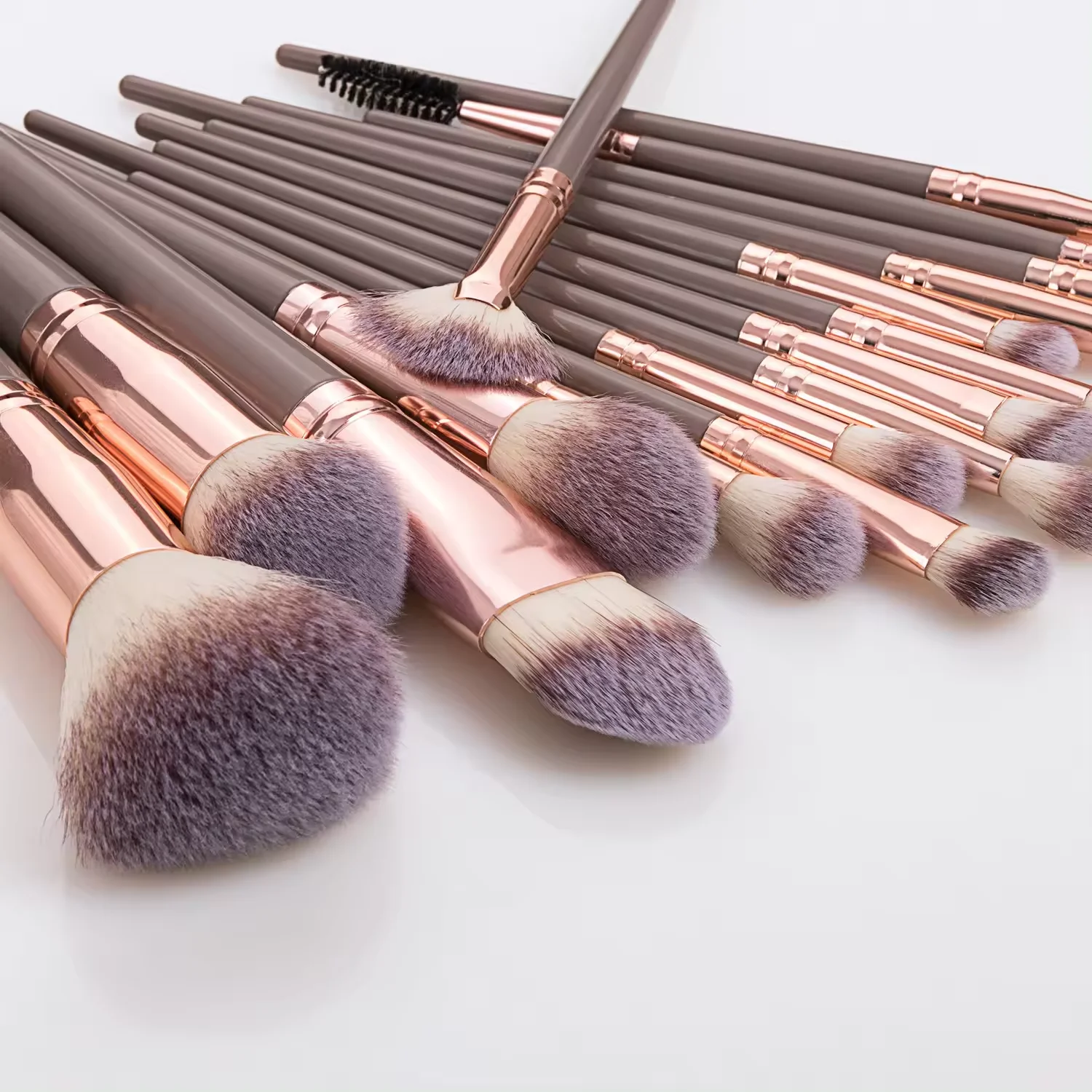 16 pcs best glitter organic makeup concealer brushes set custom logo premium synthetic flat makeup brush set custom 2024 new