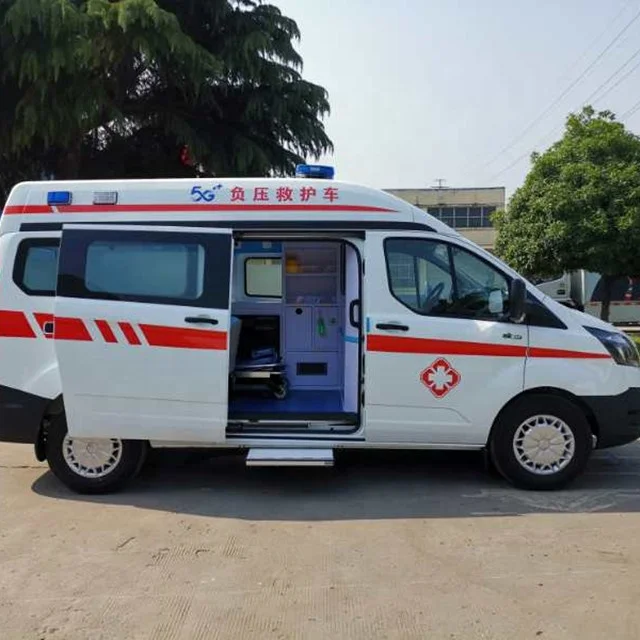 Huanghe Whirlwind Mobile Six Seats Medical Emergency Hospital Ambulance Vehicles