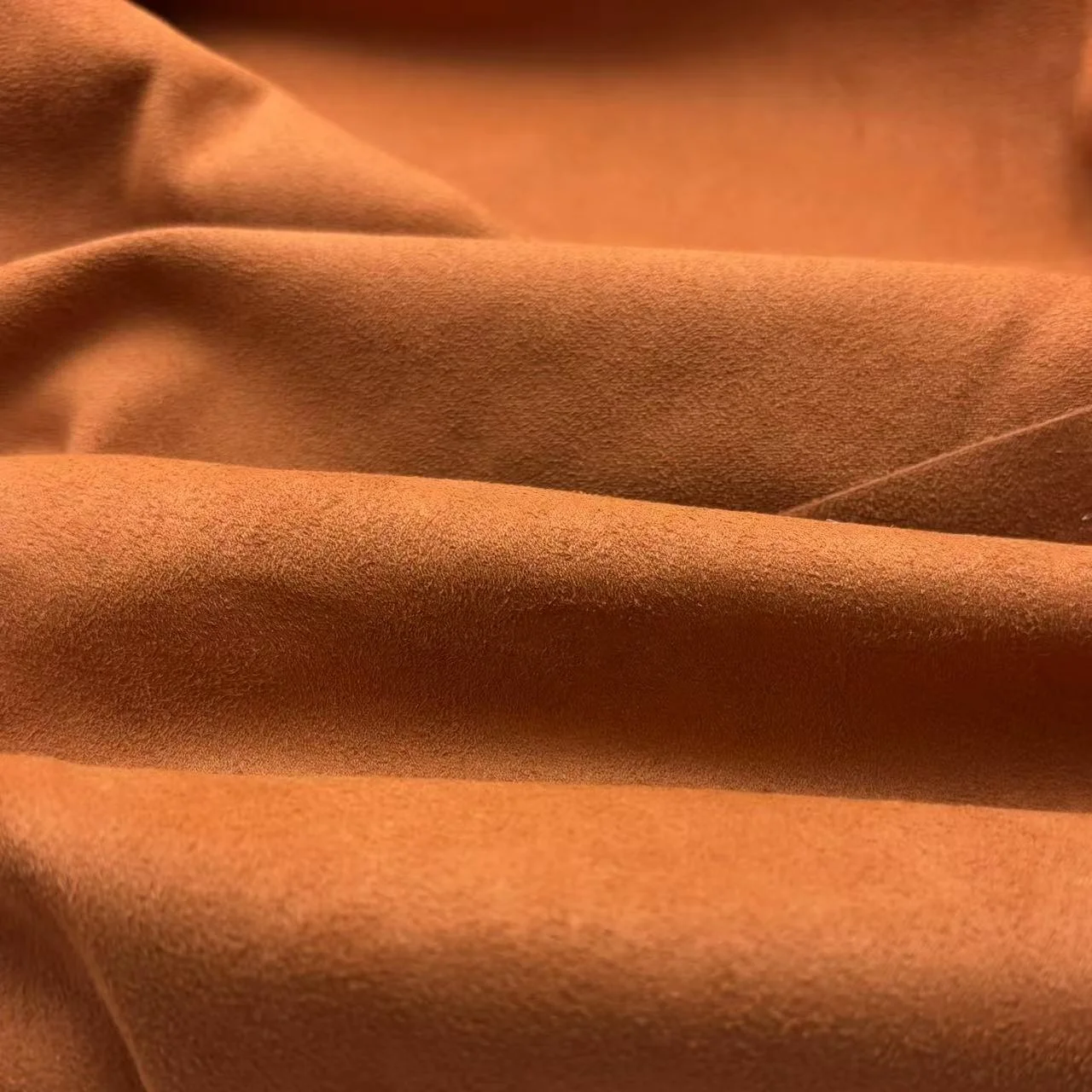 Factory Price Knitted Solid Color Dyed 260Gsm 85% Polyester 15% Spandex Suede Fabric For Clothing