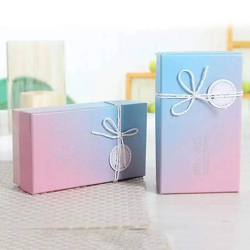 Customized Hot Selling Gift Packaging Box with Lid and Based Made of Recyclable Materials for Birthday Gift Packaging