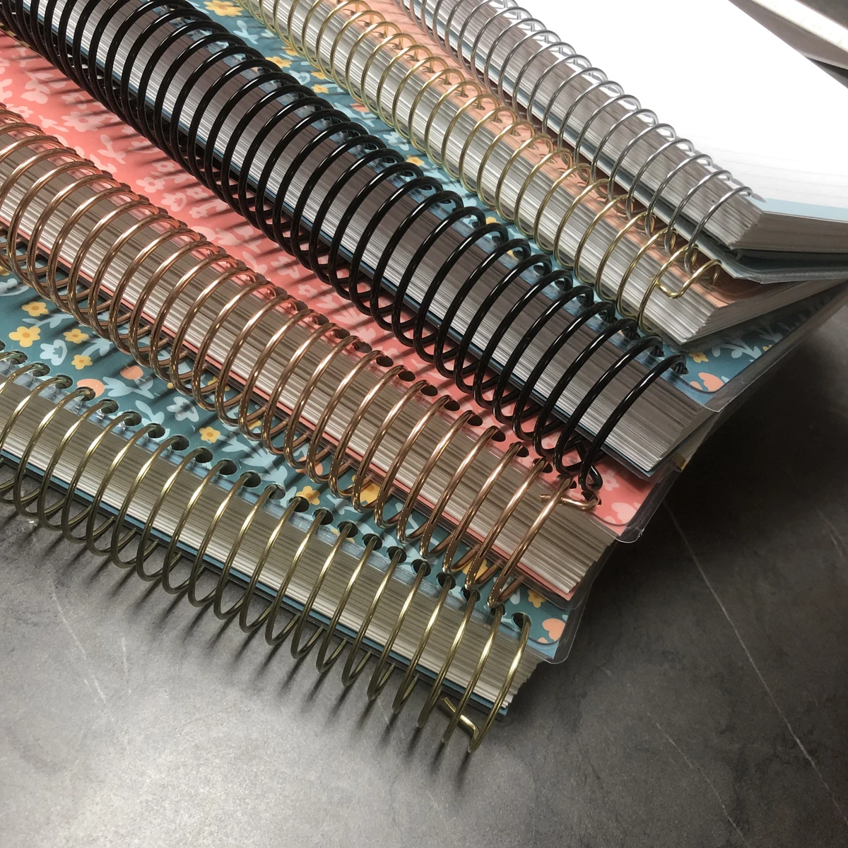 Spiral Binding Hot Sale A4 size 48rings 4:1 pitch Notebook Binding Single Spiral Coil Wire Rose Gold Aluminum Spiral Coil Silver