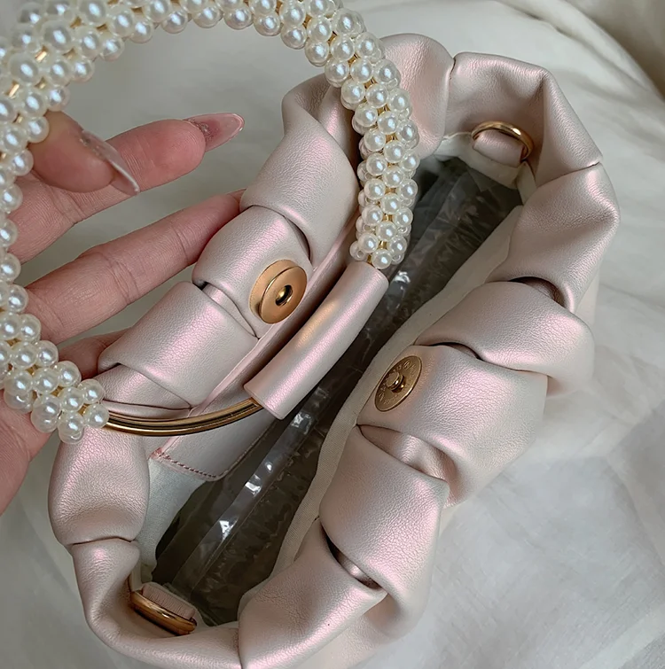Wholesale Womens Handbags High Quality Trendy Luxury Lady Party Pearl Hand Bags Evening Clutch Women