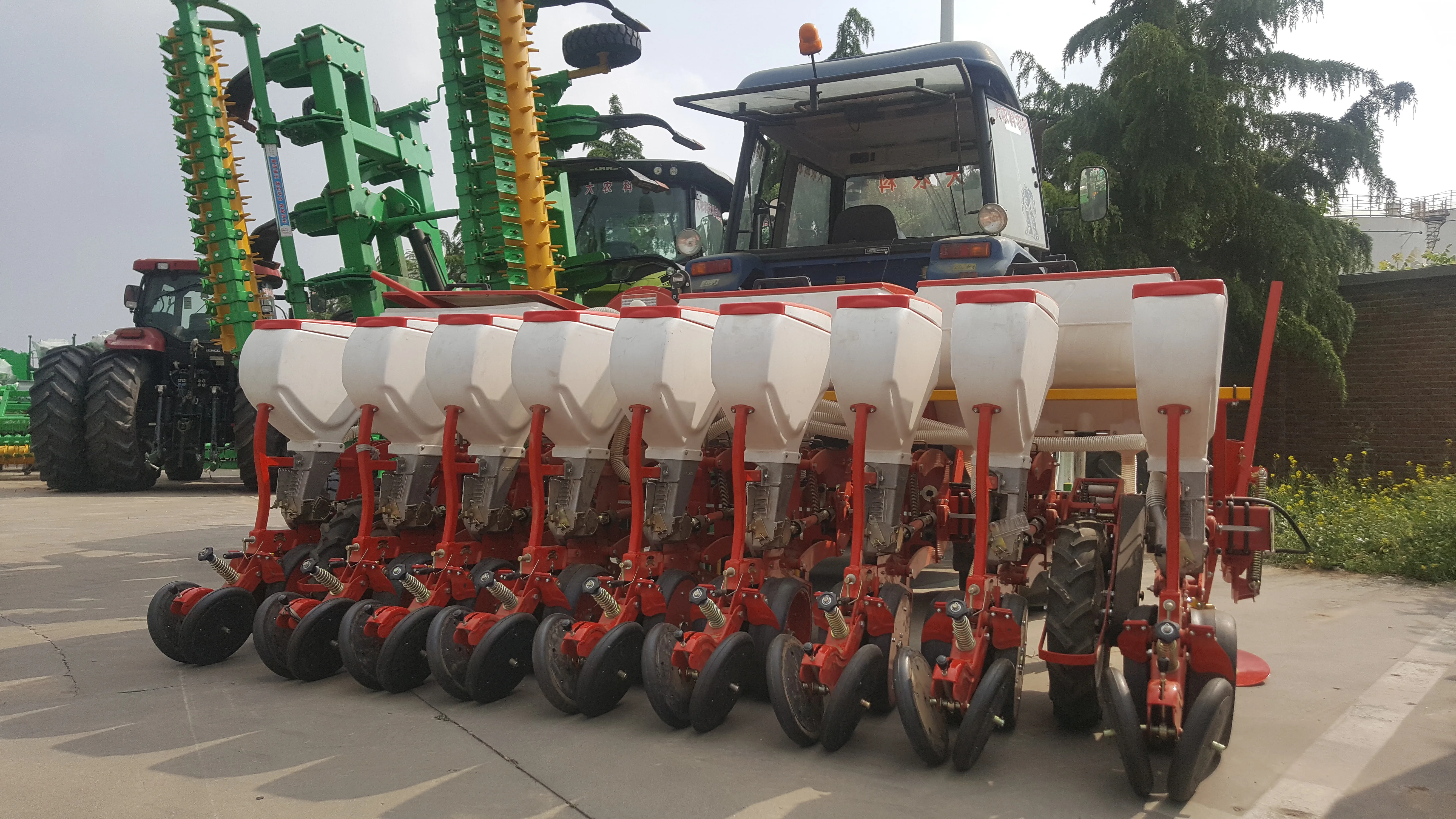 New planting machine no tillage Farm pneumatic Corn Accurate Planter