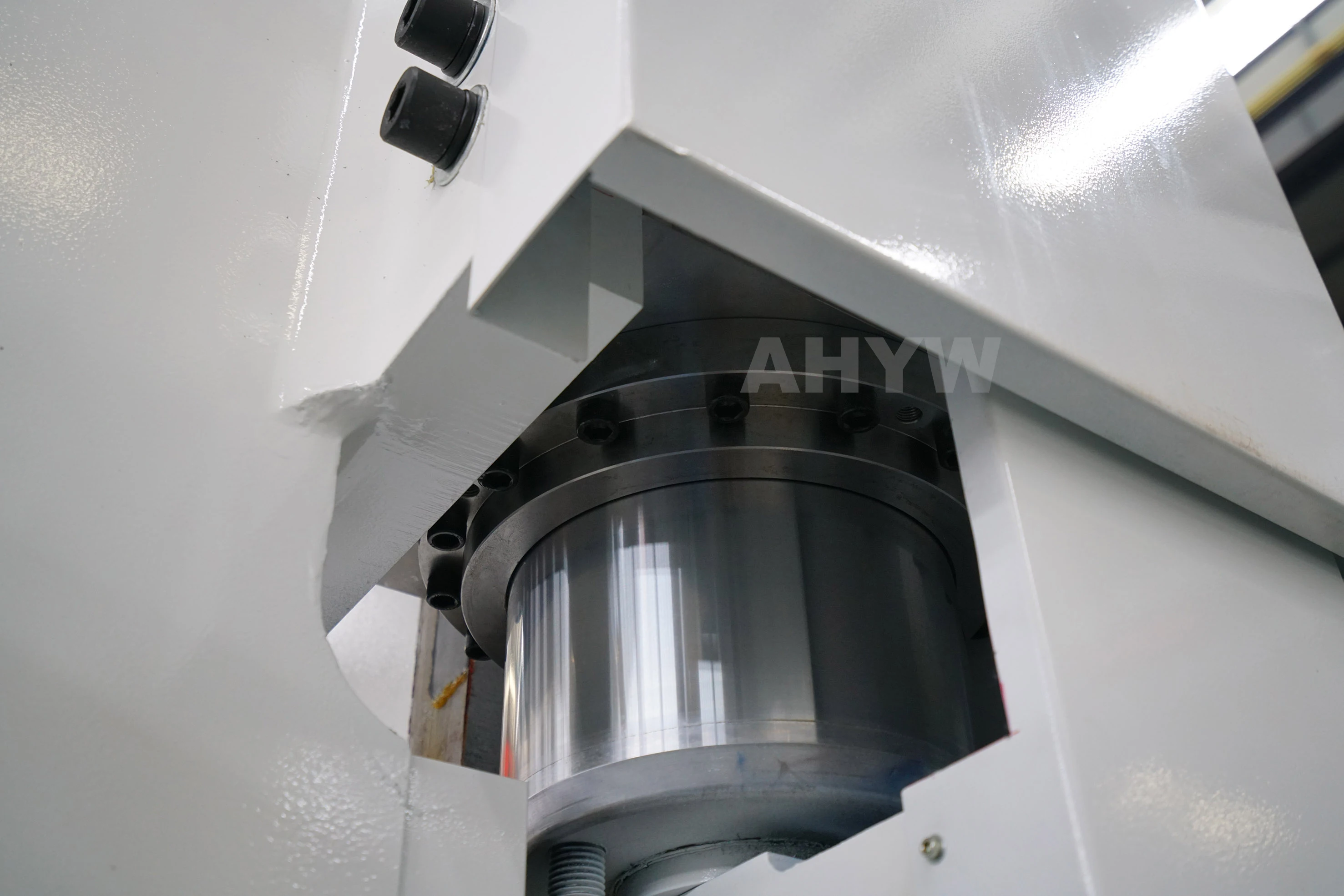 YWTP-800T/8200 CNC Octagonal Pole Press Brake in Tandem