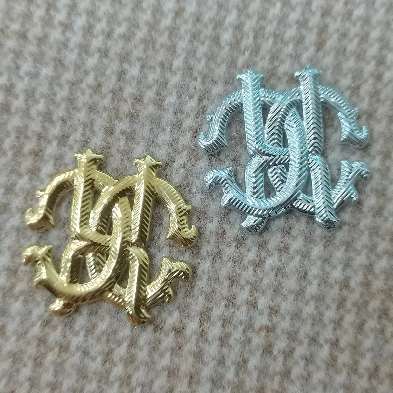 Тисненый фирменный логотип мягкая Шейная этикетка ТПУ индивидуальные 3d тепловые патчи для ткани термопресс-наклейка