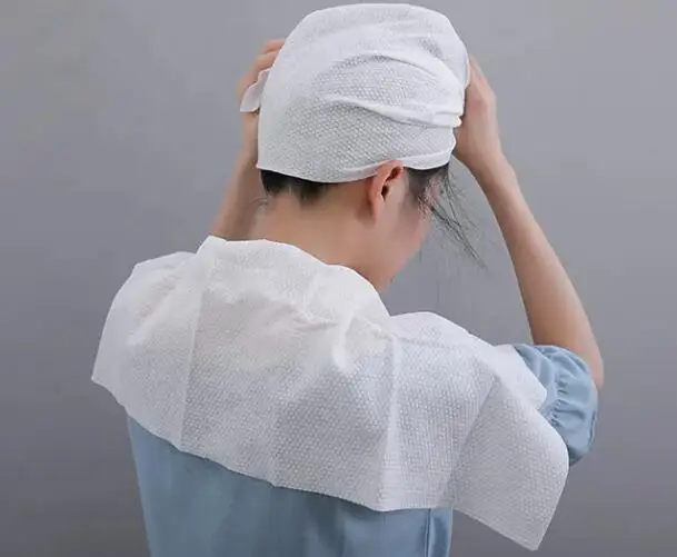 Одноразовое салонное полотенце для волос антибактериальное абсорбирующее одноразовое парикмахерское Заводские продажи