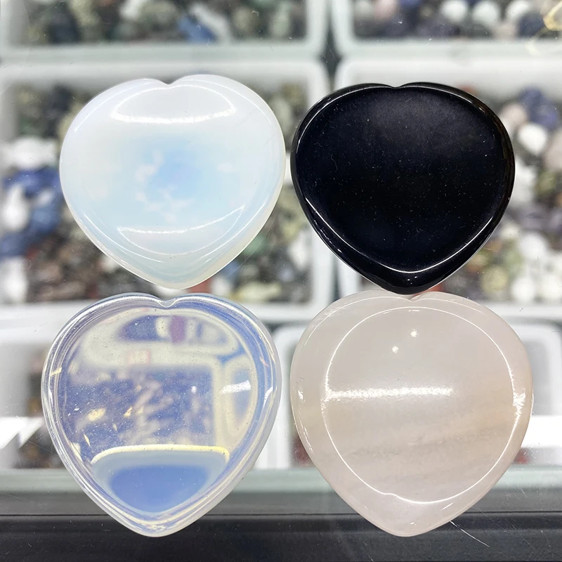 Wholesale gemstone worry stone crystal palm ceragem jade thumb stone heart massage kit