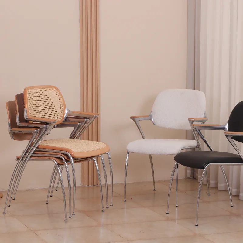 Home Furniture Bentwood Chair Restaurant Furniture Wood Dining Chairs Metal Legs Chair Stackable