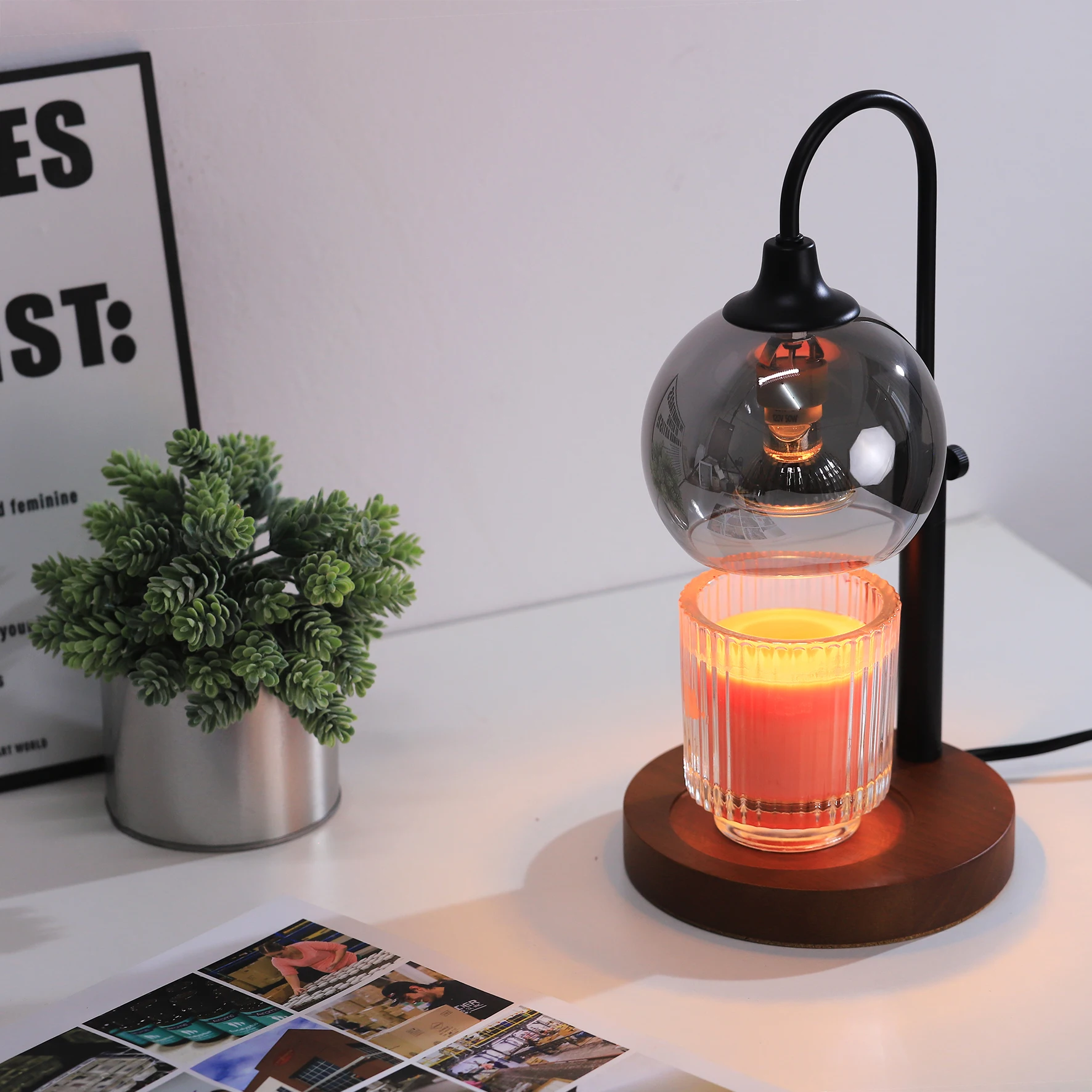 Wholesale Elegant and Creative Gift Dimmer Candle Lamp Adjustable Height 120V ON OFF Timer 2H 4H 8H Electric Candle Warmer Lamp