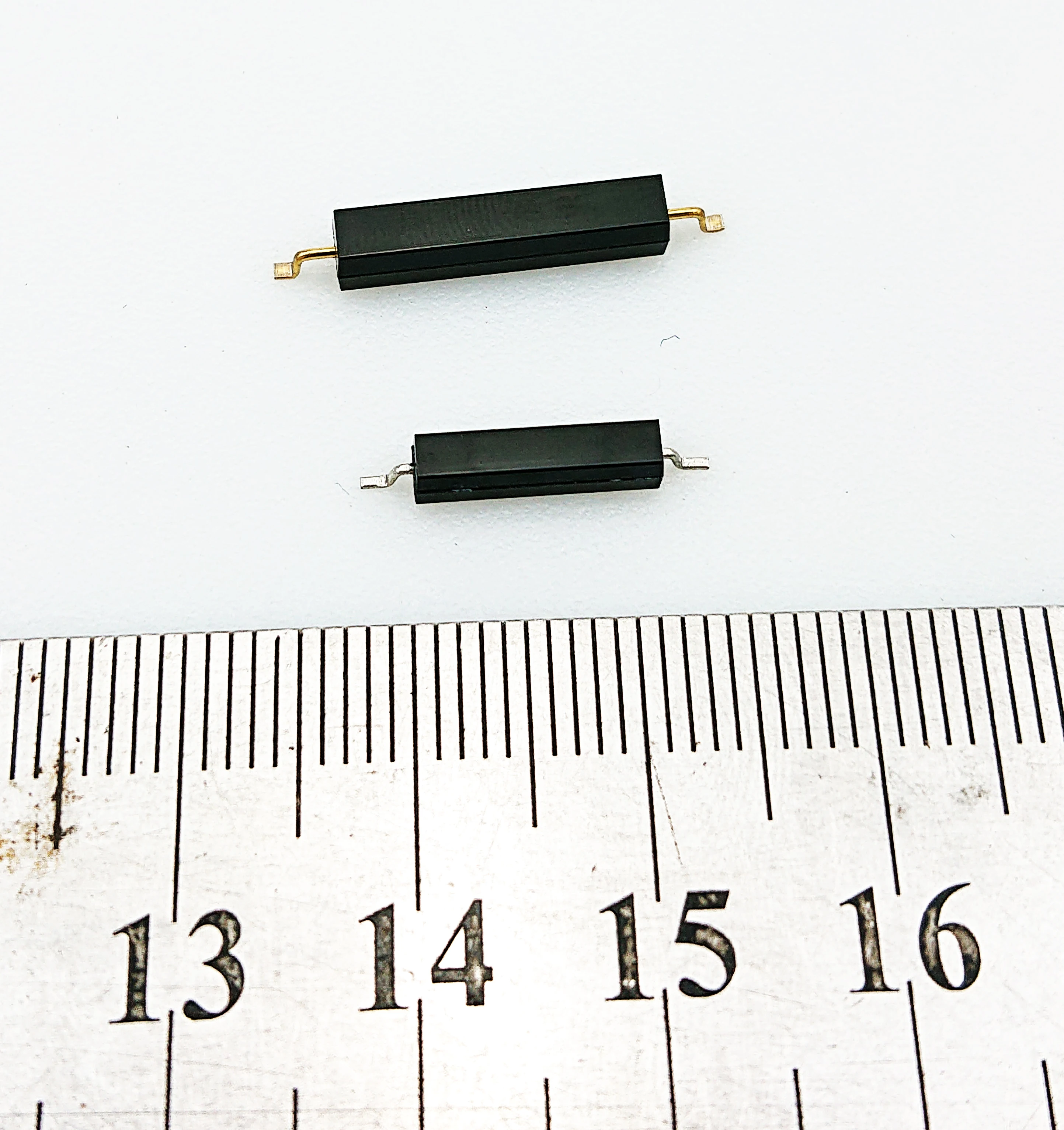 Micro Plastic Sealed Reed Switch/sensor for PCB mount