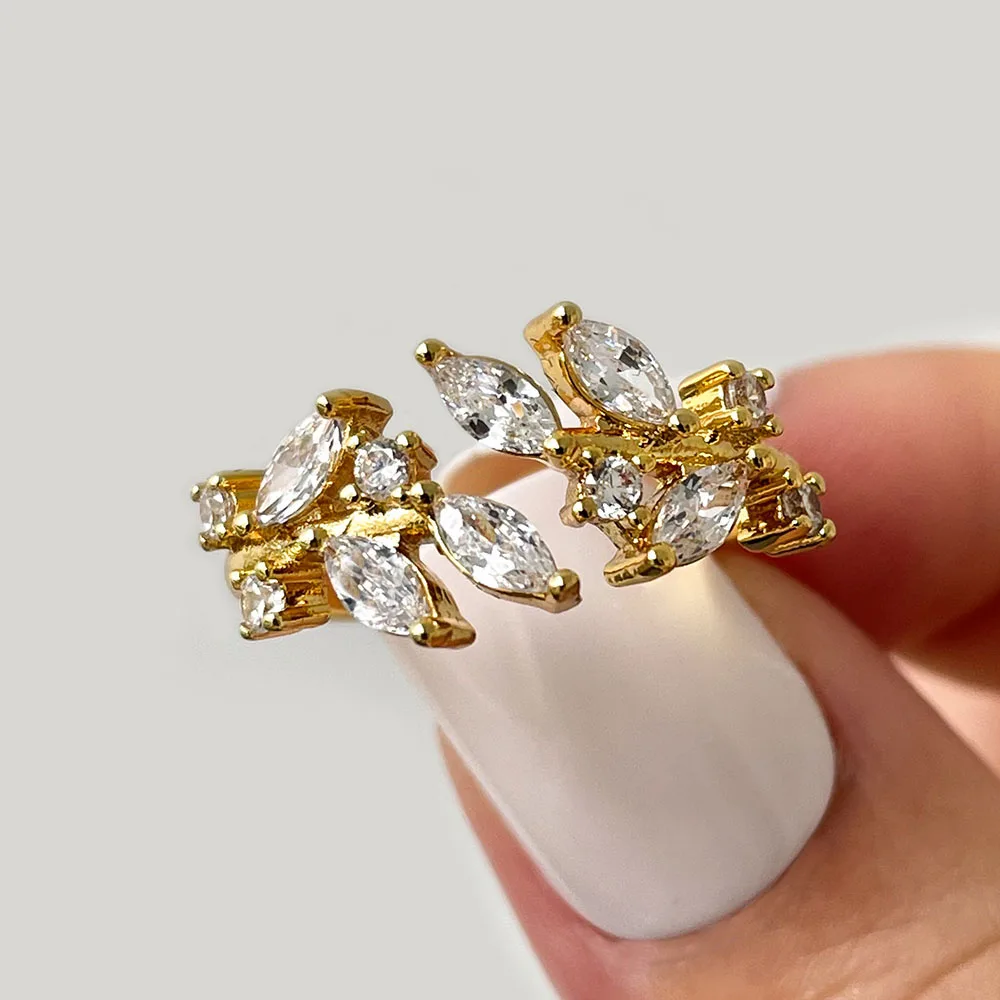 Mexican style 18-karat gold plated sterling silver ring Icy out leaf shape Adjustable  ring