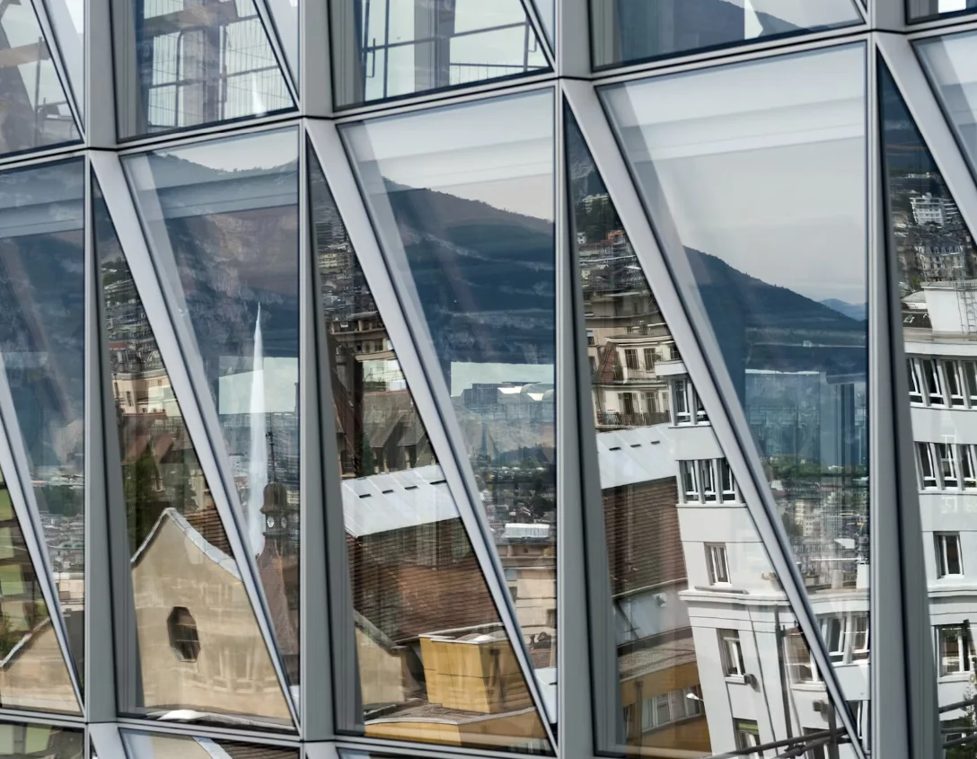 Building Construction Reflective Glass Aluminium Unit Curtain Wall System