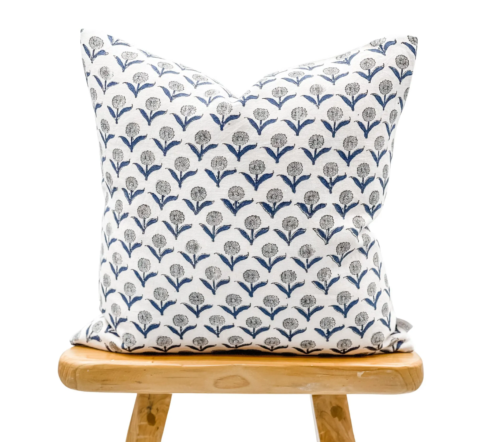 Низкая цена ручная работа печать маленькая Цветочная наволочка из серого камня с темно-синим льняная подушка