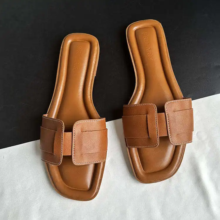 Good Sale 2024 Square Head Single Strap Soft Indoor Outdoor Slippers Ladies Slippers Women Shoes Flat Sandals Flip Flops