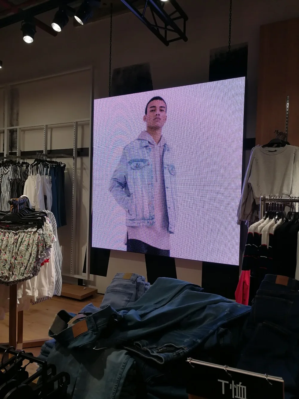 Небольшой пиксельный шкаф 200*150 светодиодный видео ScreenP1.86 P2 P2.5 рекламный P1.25 внутренний СВЕТОДИОДНЫЙ