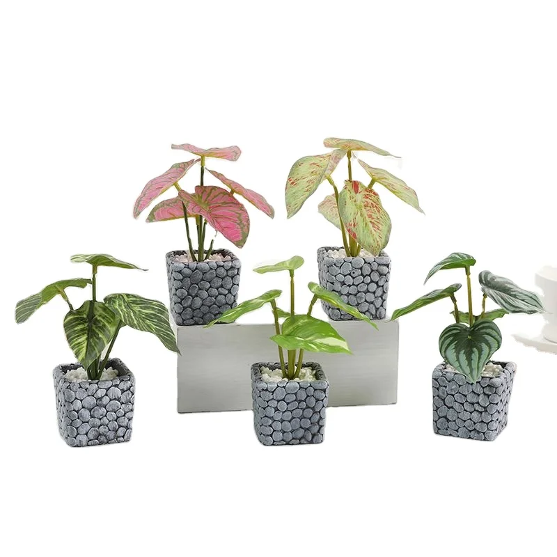 5-Leaf Green Artificial Plastic Pot Plants for Desktop Decoration Part of Artificial Plants & Greenery