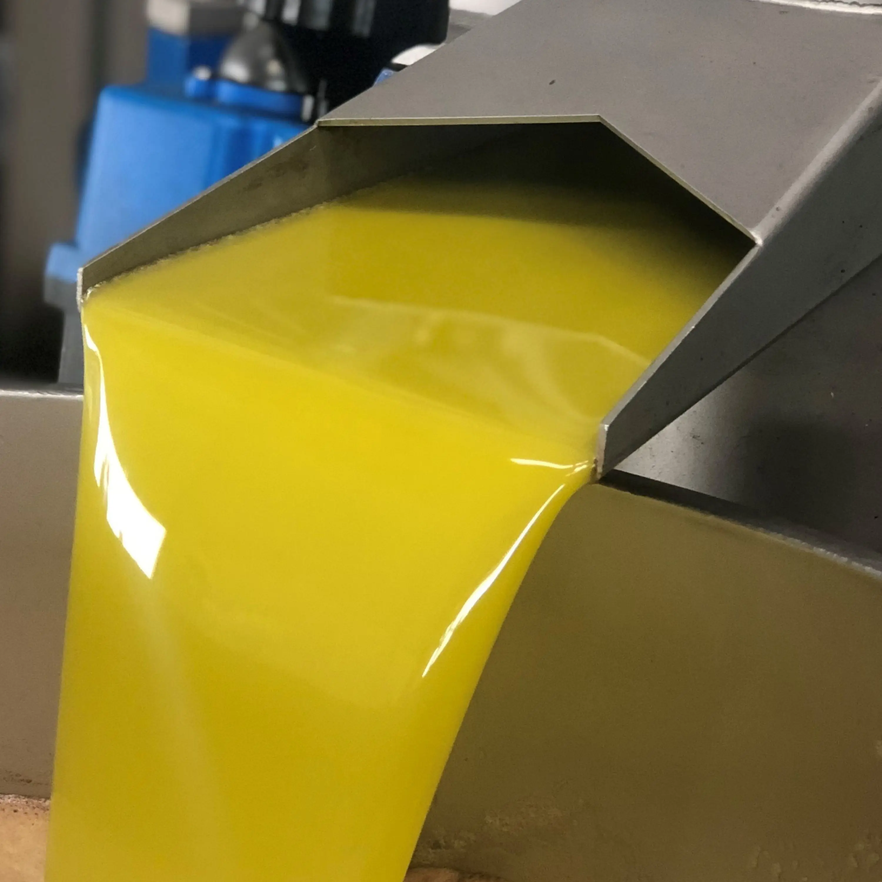 Private Label Extra Virgin Olive Oil 10 L Plastic Jerrycan for horeca & foodservice, 100% Spanish Olive Oil