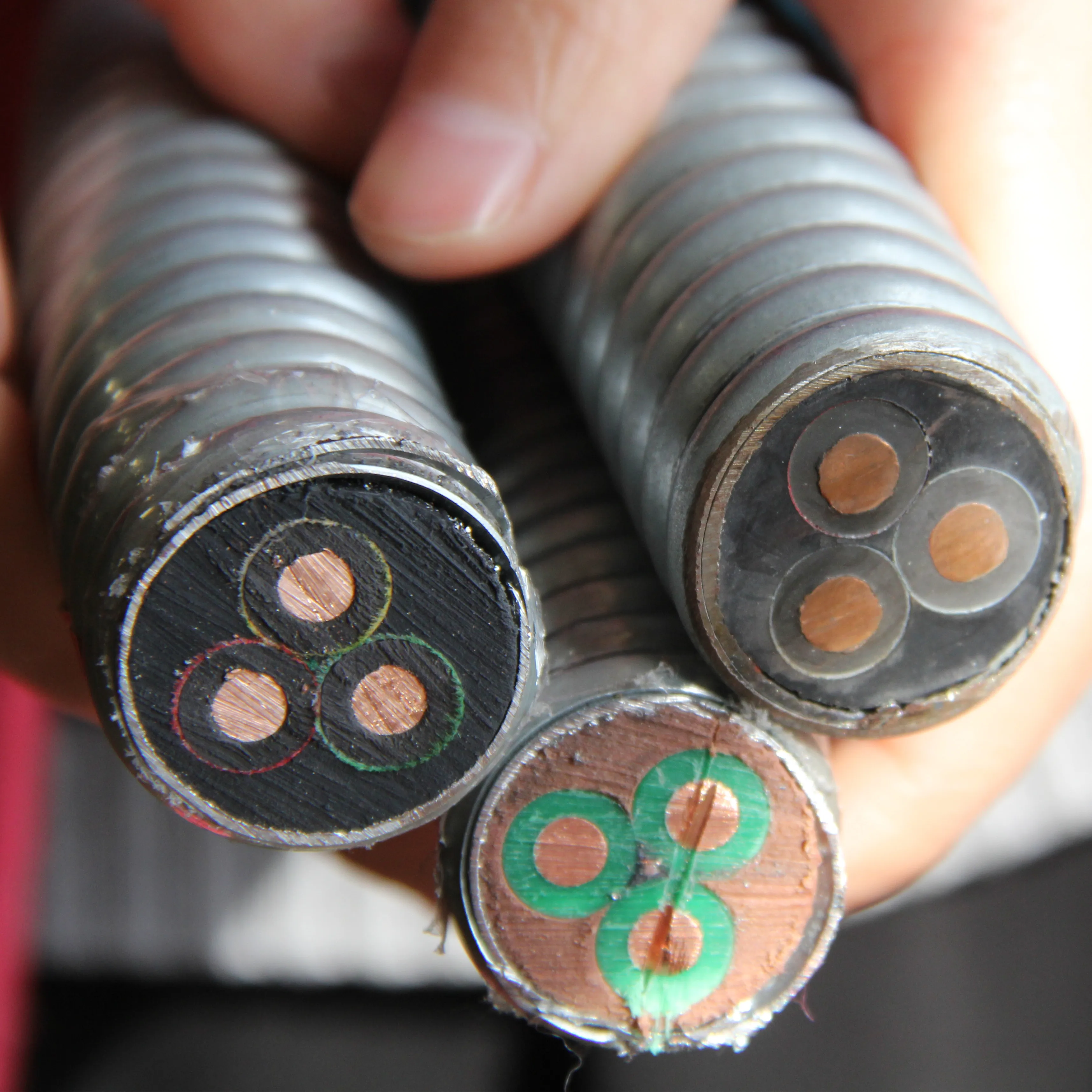 3x10mm2/3x20mm2/3x33mm2 EPR insulated and sheathed, galvanized steel tape interlocked armoring cable for submersible oil pump
