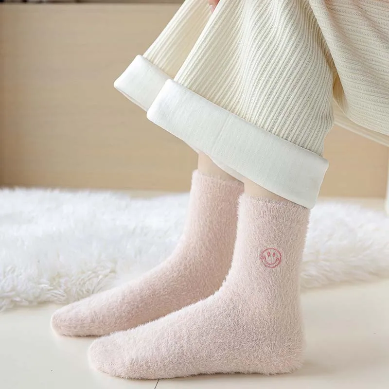 high quality soft fashion thick winter Fuzzy Sock Bulk wholesale cozy warm socks For Women