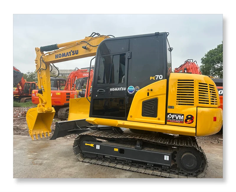 Японский экскаватор Komatsu PC70-8 б/у 7 тонн PC70 70-8 мини-гусеничный для продажи