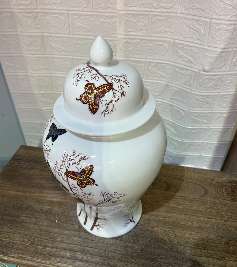 Chinese Jingdezhen traditional style white ceramic ginger jar with Butterfly and flowers patterns with Exquisite lids