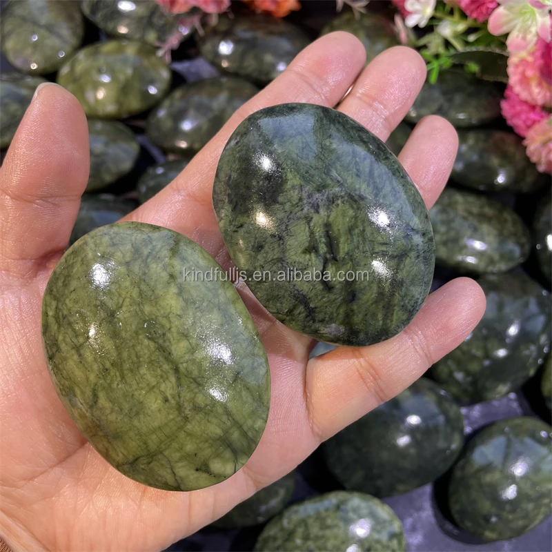 Crystal Jade Palmstone Natural Reiki Stone Xiuyan Jade Palm Stone  For Meditation
