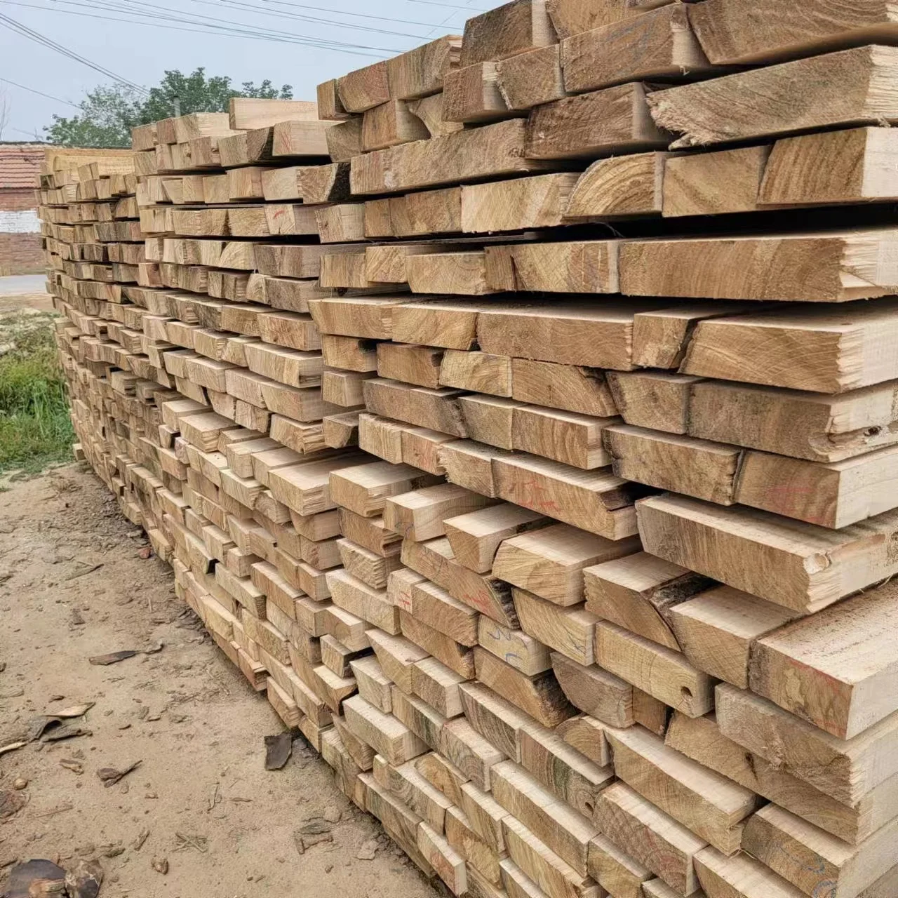 customization pine sawn timber 2x4 lumber timber for building