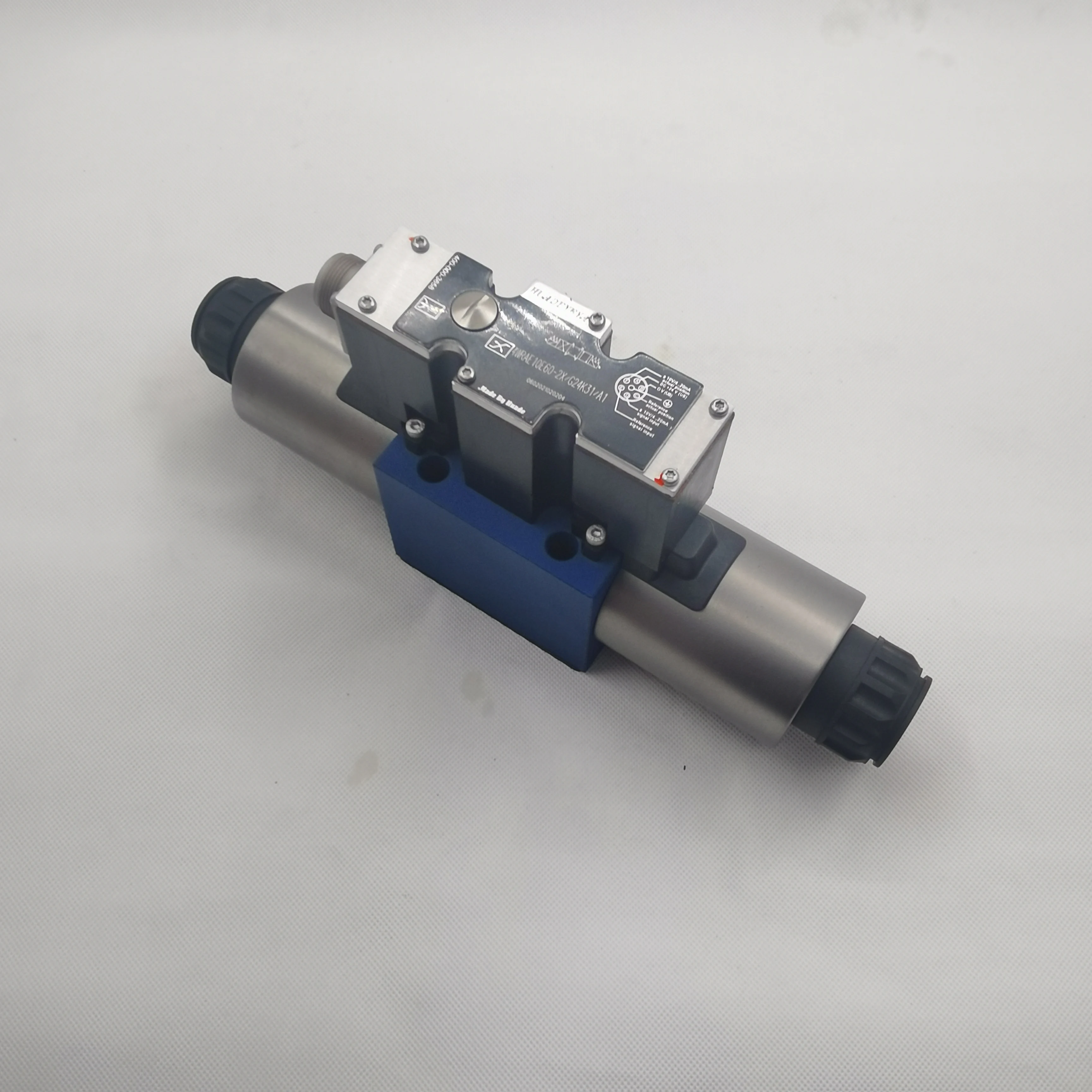 Manufacturer direct selling Rexroth series proportional directional valve 4WRAE10W60-2X/CG24K31/A1