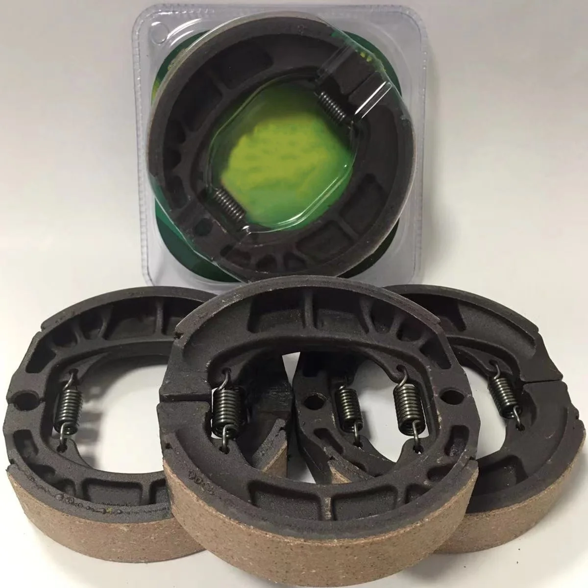 Susuki motorcycle disc front brake shoe parts for GY-6,DREAM WAVE125,PULSAR