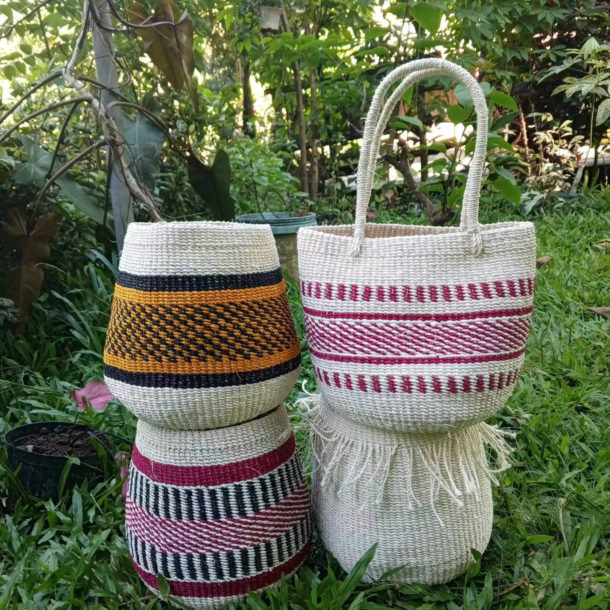 Handwoven Nature Fiber Tote Bag Custom Patterned abaca Raffia  Braided Weaved Basket for Fruit Shopping Fashion Gift
