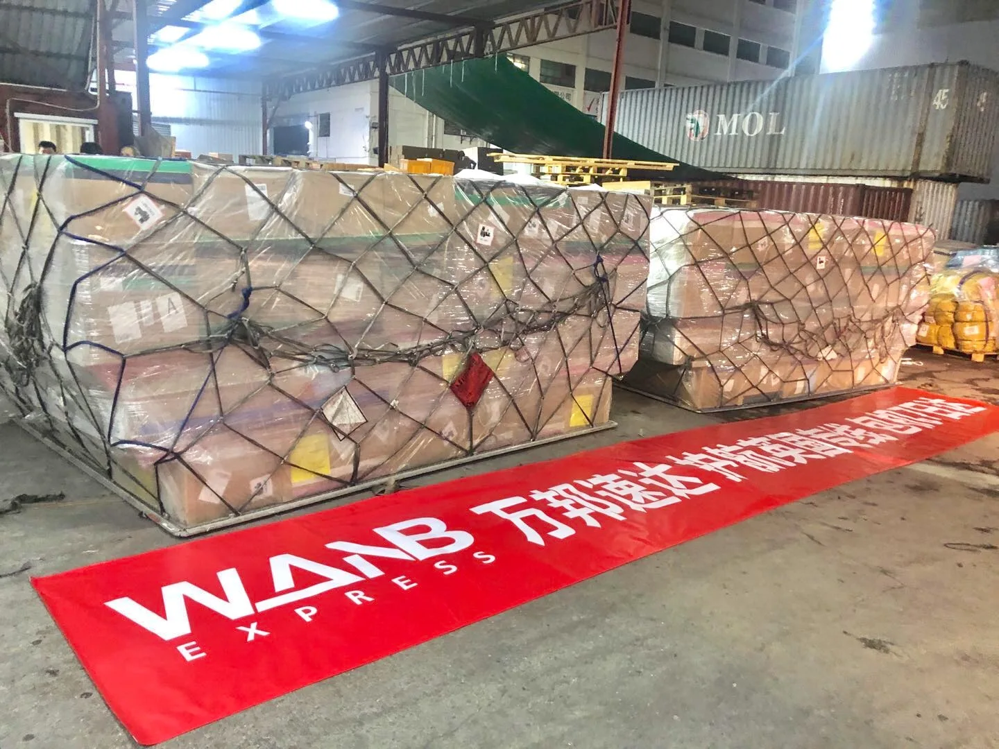 Склад служба хранения в Великобритании Felixstowe с