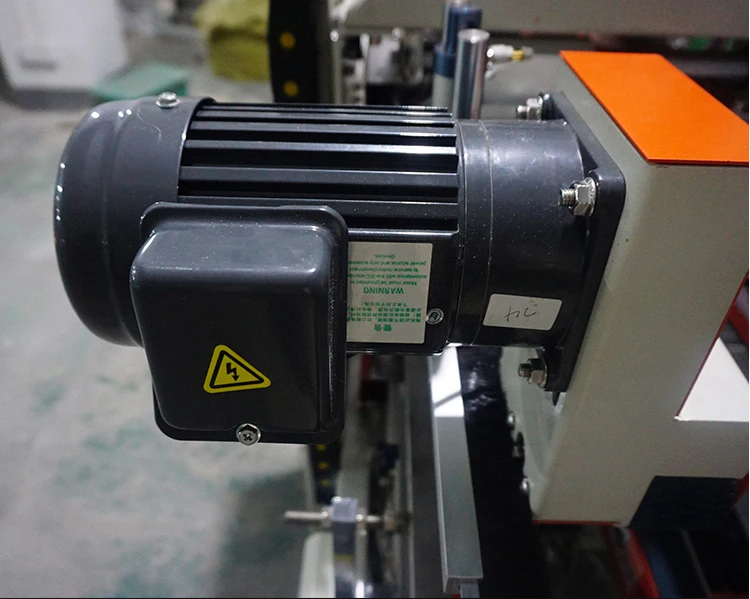 Customized Durable Machine Effective Working Carton Corner Edge Sealer Case Sealing Machine