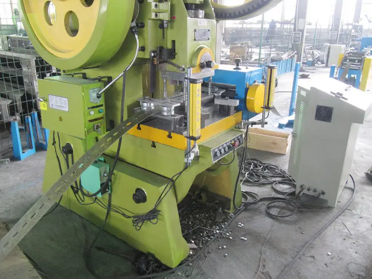 Solar Panel Stand Punching Galvanized Sheet Stud And Track Roll Forming