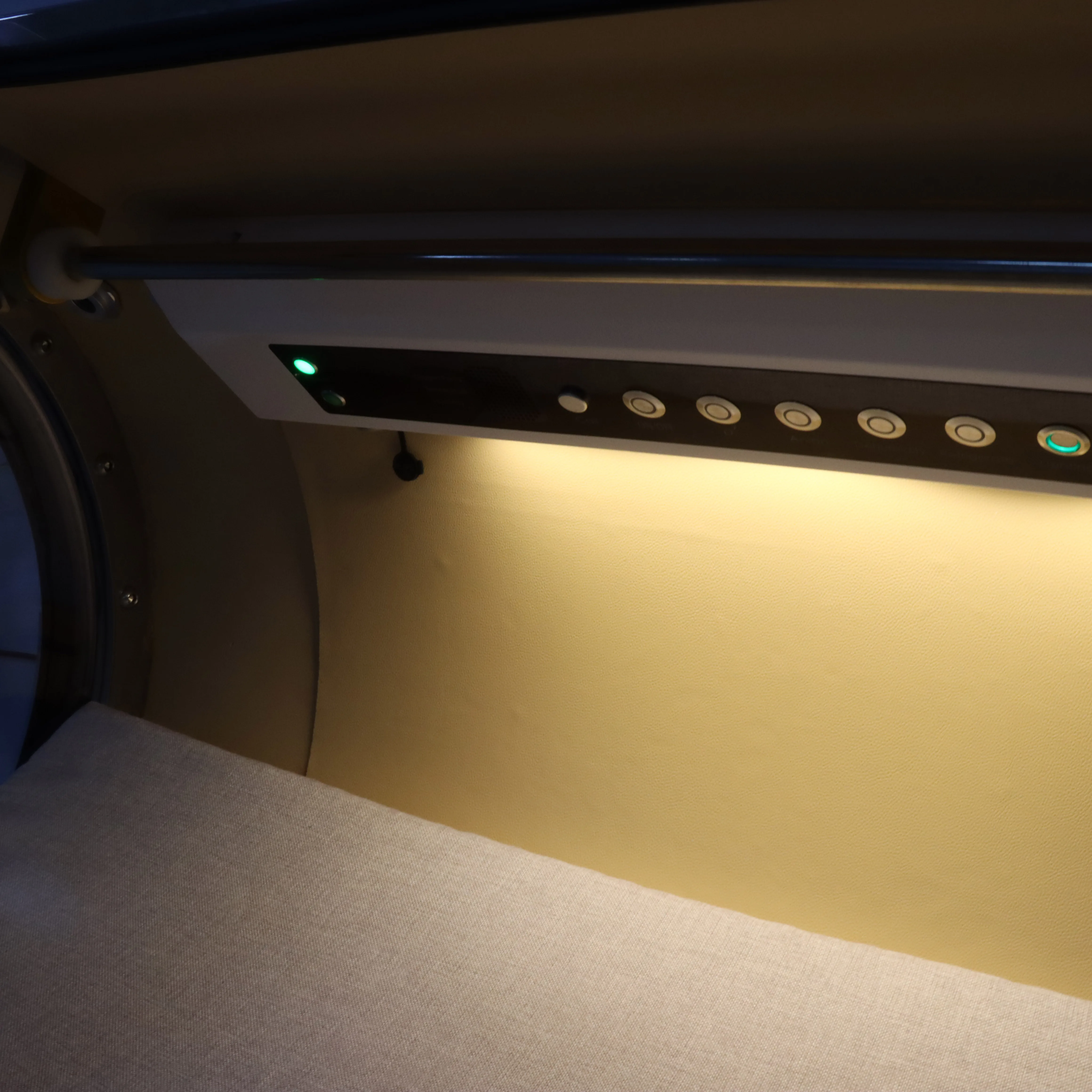 Yilong HBOT natural therapy 1.5ATA Lying Medical Physical Home Rehabilitation Equipment Hyperbaric chamber