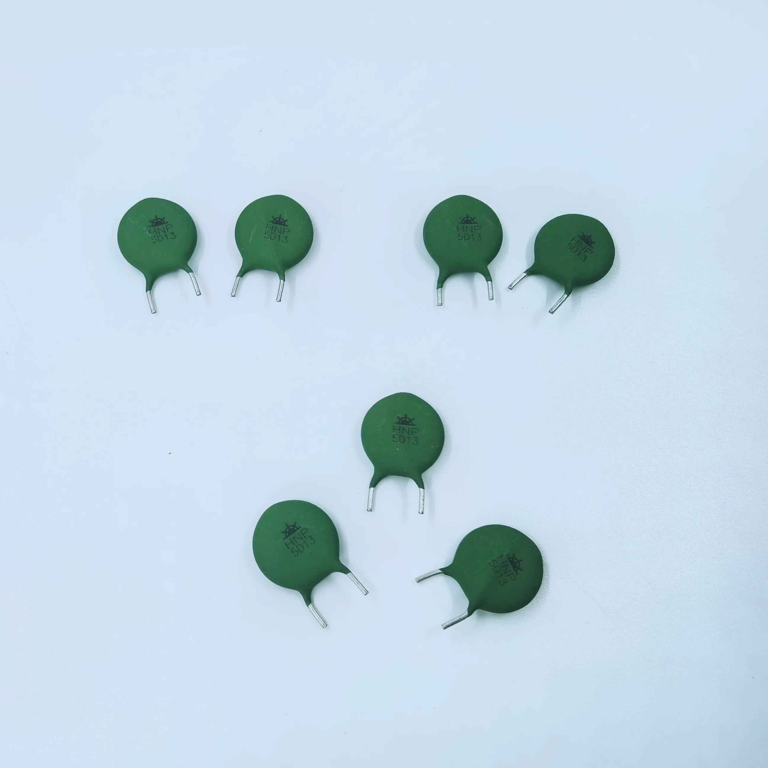 Dongguan China resistor supplier MF72 5 ohm 13mm 5d-13 power NTC Thermistor with 3.5mm cut lead