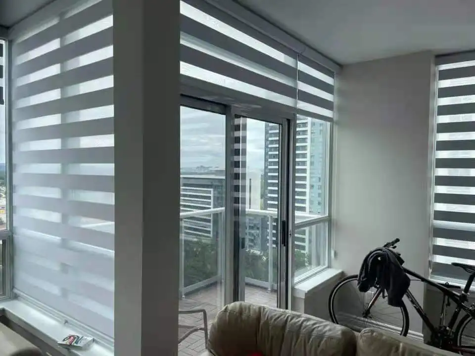 zebra roller blinds 100% blackout roller motorized day and night control Zebra Window Blinds